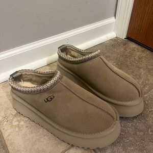 UGG Tazz Platform Slipper “Mustard Seed”